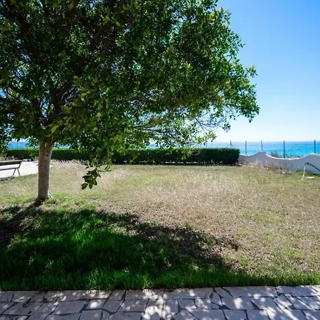 Sky And Sea Semesterbostad